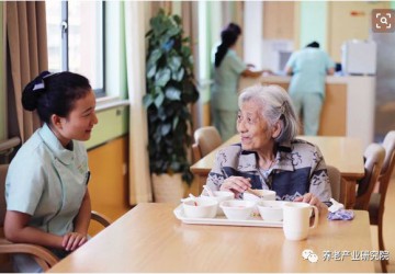 養(yǎng)老機構(gòu)發(fā)展新風(fēng)向：“機構(gòu)+社區(qū)”養(yǎng)老模式 